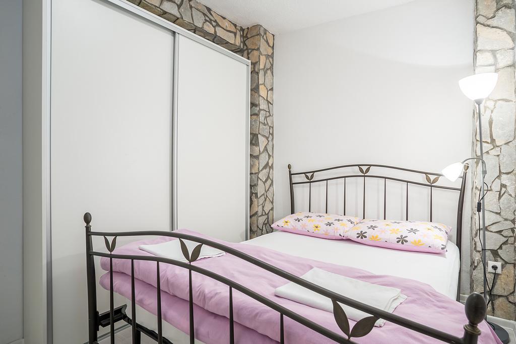 Apartments Sara ฮวาร์ ห้อง รูปภาพ