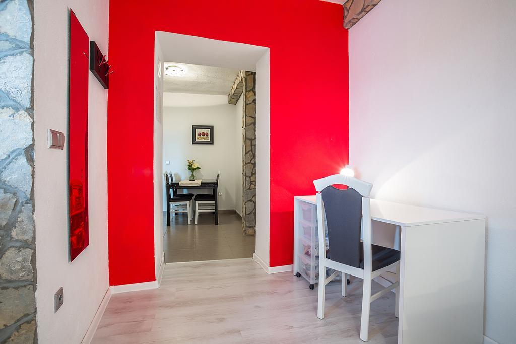 Apartments Sara ฮวาร์ ห้อง รูปภาพ